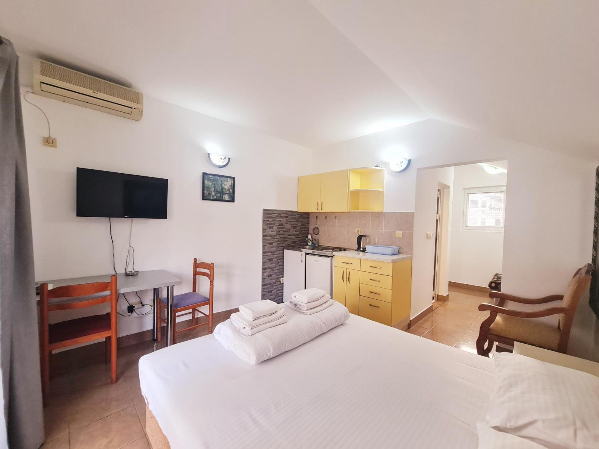 Apartments Pier Budva Szoba fotó